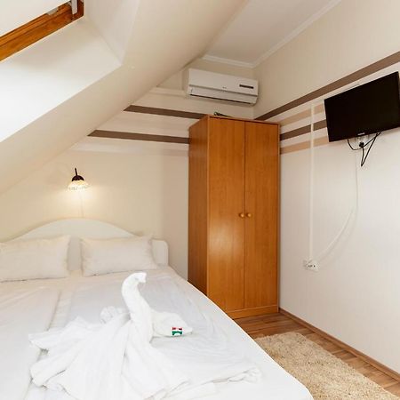 Almafa Apartmanhaz Eger Zewnętrze zdjęcie