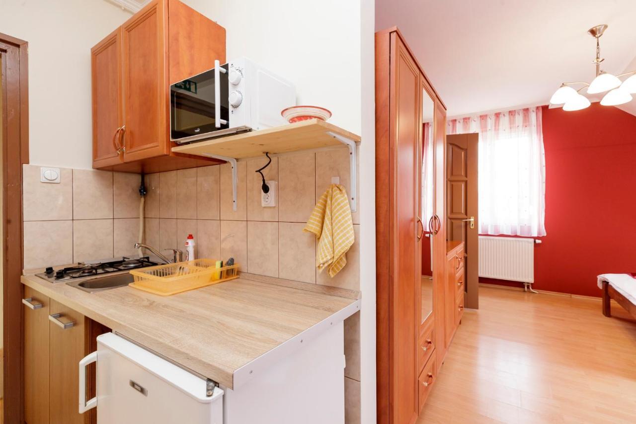 Almafa Apartmanhaz Eger Zewnętrze zdjęcie