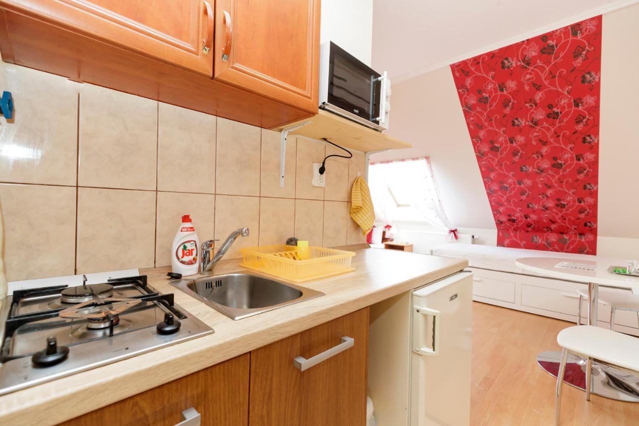 Almafa Apartmanhaz Eger Zewnętrze zdjęcie