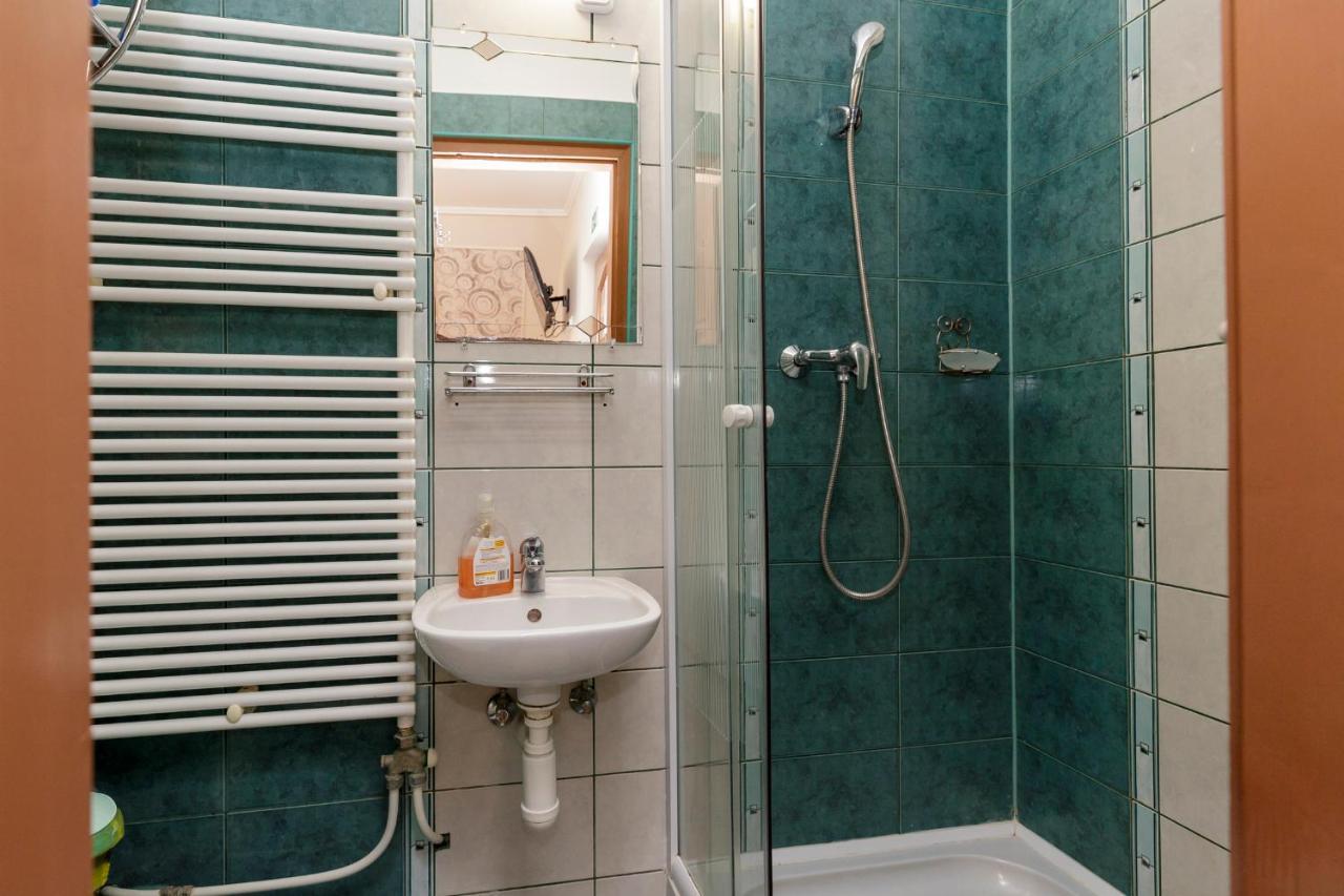 Almafa Apartmanhaz Eger Zewnętrze zdjęcie
