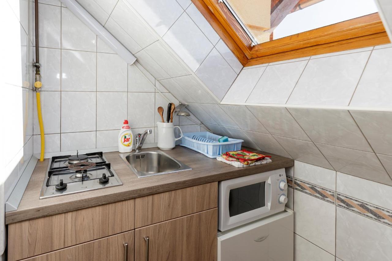 Almafa Apartmanhaz Eger Zewnętrze zdjęcie