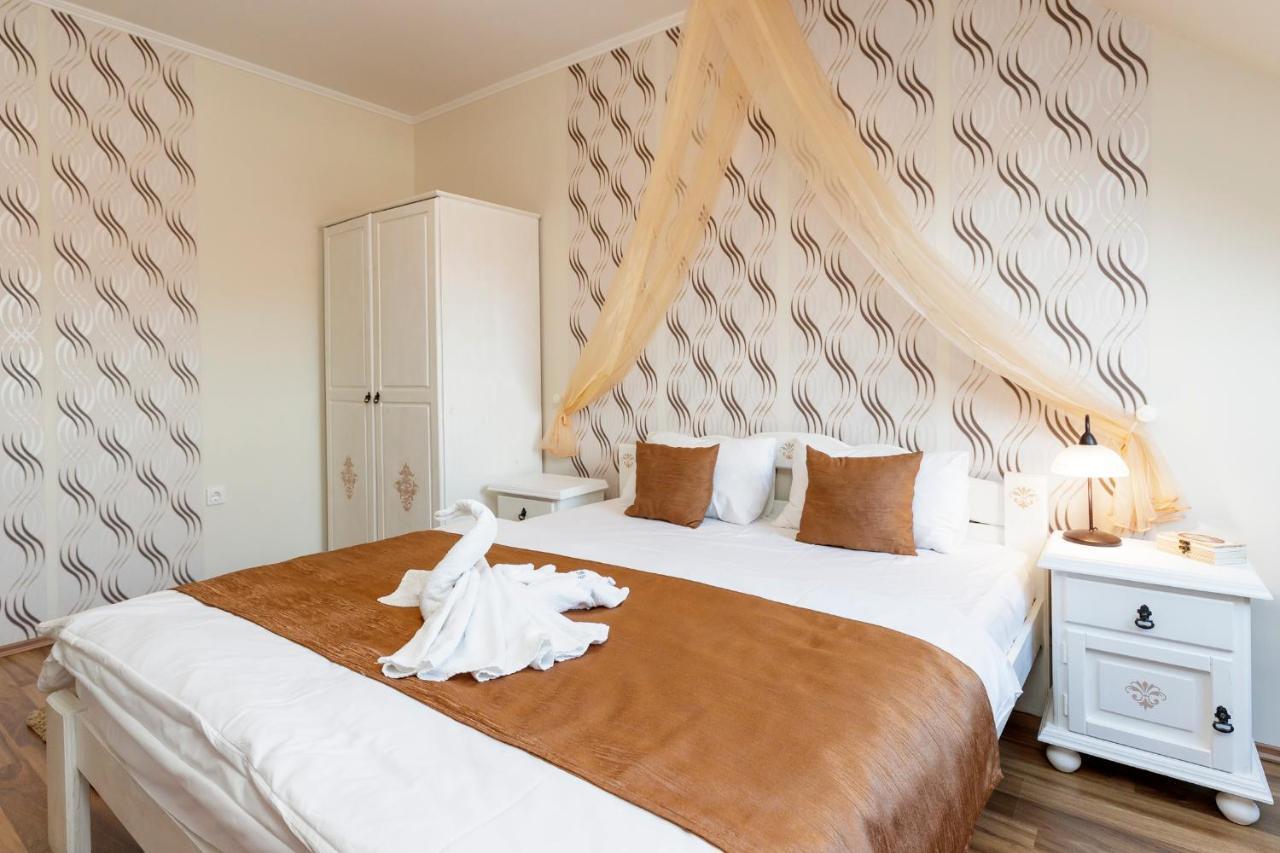 Almafa Apartmanhaz Eger Zewnętrze zdjęcie