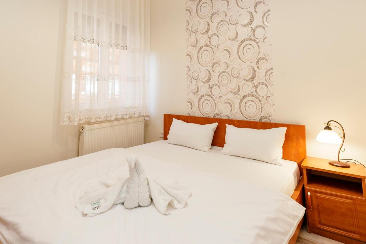 Almafa Apartmanhaz Eger Zewnętrze zdjęcie